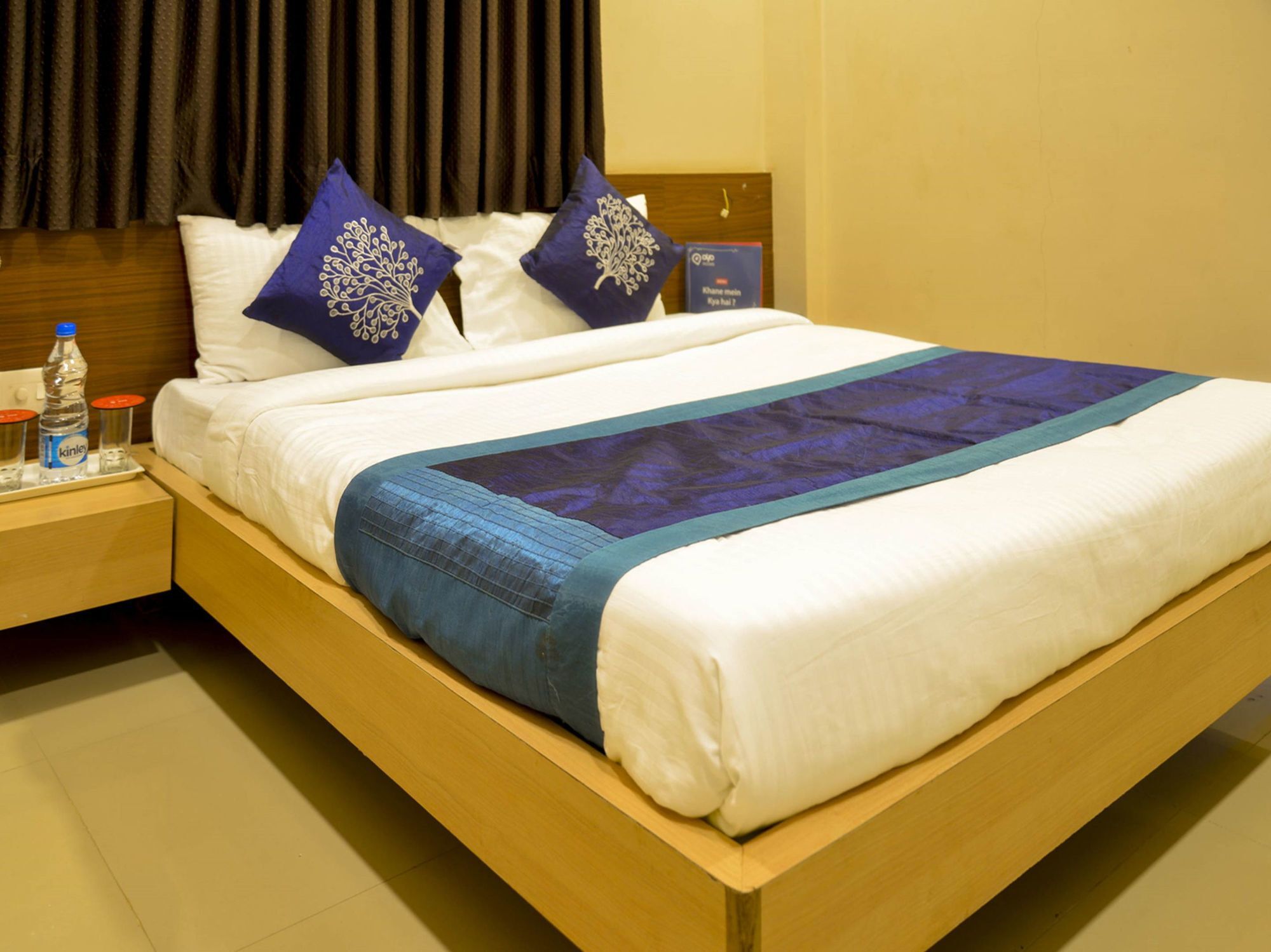 Hotel Midtown Inn Nashik Buitenkant foto